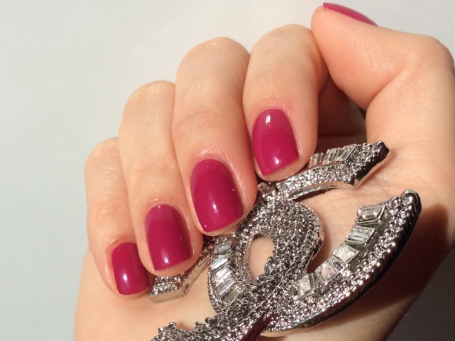 Chanel Le Vernis Nail Colour # 643 Desirio