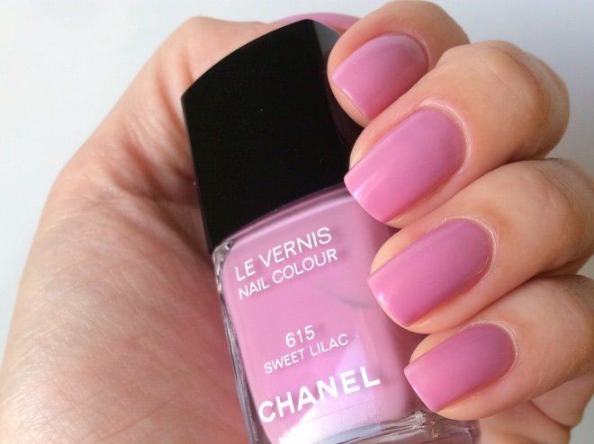 Chanel le vernis nail colour #615 Sweet Lilac