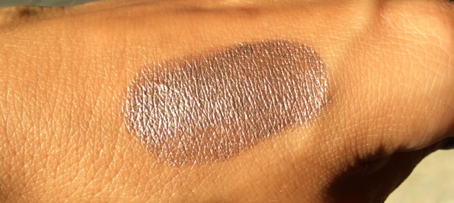 Guerlain Eye Pencil 05 Amber Silver & Guerlain Colour Lacquer Long-Lasting Colour & Shine 860 Madame Batifole