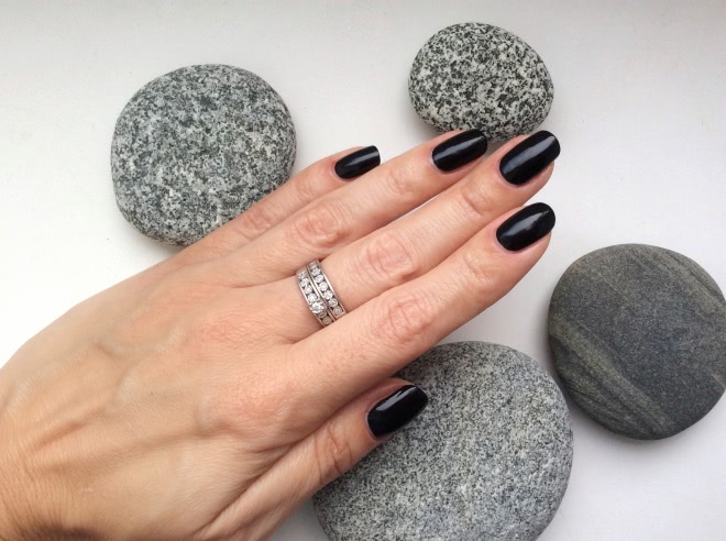 Лак с сюрпризом! Chanel Le Vernis Longwear Nail Colour #538 Gris Obscur