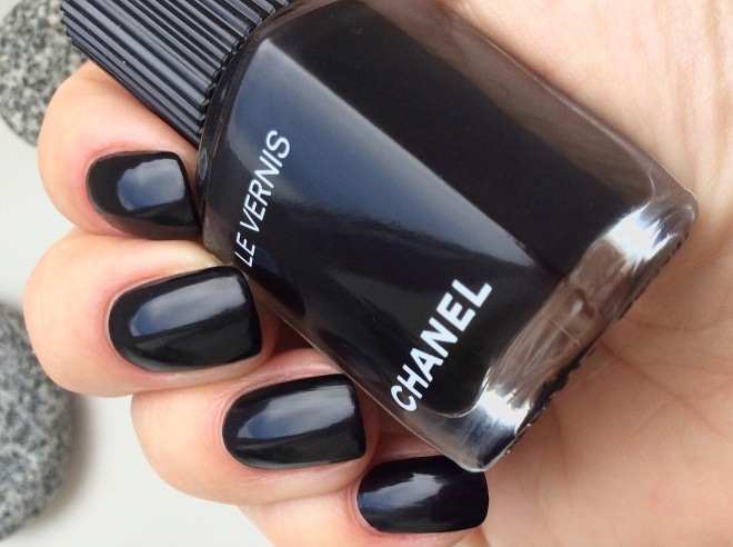 Лак с сюрпризом! Chanel Le Vernis Longwear Nail Colour #538 Gris Obscur