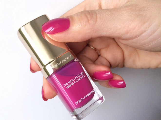 Моя любовь - Dolce & Gabbana Intense Nail Lacquer #235 Passione
