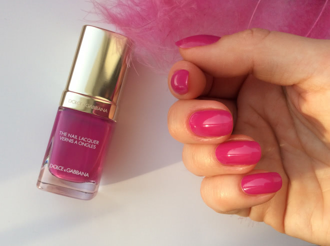 Моя любовь - Dolce & Gabbana Intense Nail Lacquer #235 Passione