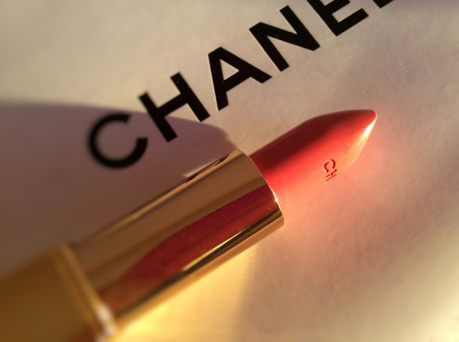 Исключительно летняя - Chanel Rouge Allure Luminuous Intense Lip Colour #90 Pimpante
