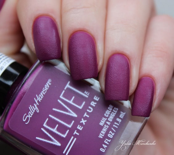 Sally Hansen Velvet Texture Nail Color - Crushed #610