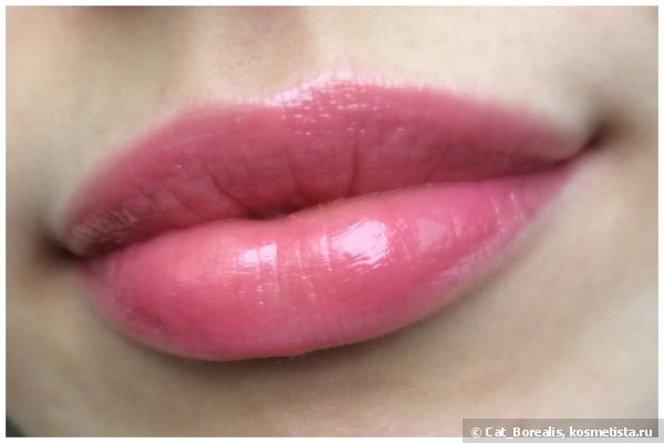 4 антидота для приунывшего помадоманьяка: YSL Kiss & Blush #9, Chanel Rouge Allure Gloss #16, Shiseido Lacquer Rouge RS 727 и Dior Rouge Dior Baume #640