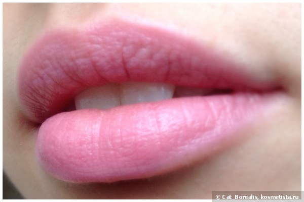 4 антидота для приунывшего помадоманьяка: YSL Kiss & Blush #9, Chanel Rouge Allure Gloss #16, Shiseido Lacquer Rouge RS 727 и Dior Rouge Dior Baume #640