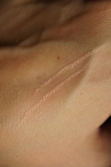 Хайлайтер Made To Stay Inside Eye Highlighter Pen №010 от Catrice