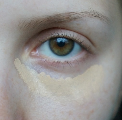 Becca Ultimate Coverage Concealing Crème в оттенке Tahini