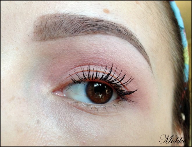 Как свои, только лучше. Тени для век от Inglot Rainbow системы Freedom квадрат в оттенке 113R