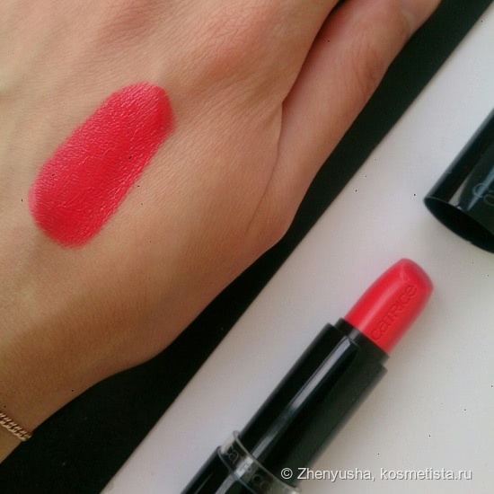 Cтоп сигнал! Помада для губ Catrice Ultimate Colour Lipstick #440 Hugs and hibis-kisses