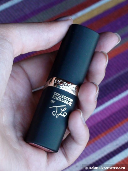 Губная помада L'Oreal Color Riche Collection Privee J Lo's Nude