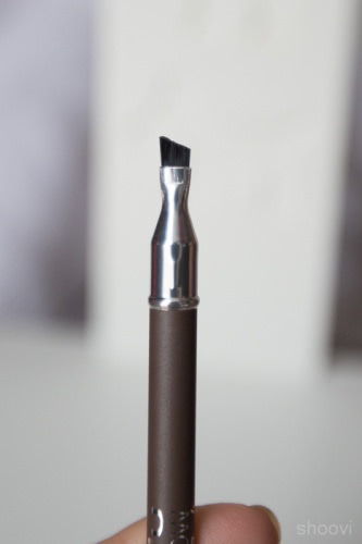 Карандаш для бровей Beyu Eye Brow Definer в оттенке 4