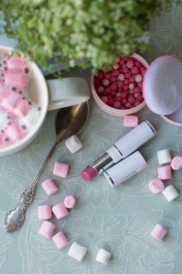 Помада-блеск для губ Lancome Shine Lover Vibrant Shine Lipstick 8H Moisture в оттенке #316 Eclat de Rose