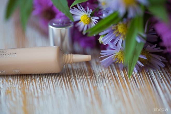 Консилер Dior Diorskin Nude Skin-Perfecting Hydrating Concealer в оттенке #001 ivory