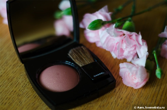Chanel Fall 2015 Les Automnales. Joues Contraste Blush в оттенке 260 Jinsha (Alezane)