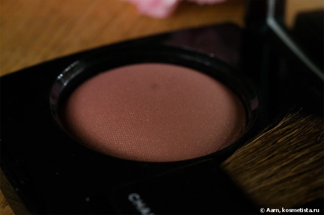 Chanel Fall 2015 Les Automnales. Joues Contraste Blush в оттенке 260 Jinsha (Alezane)