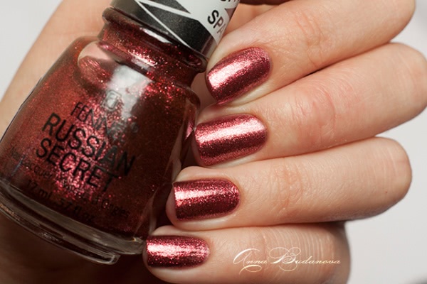 Fennel Russian Secret Sparkling Nail Lacquer №11