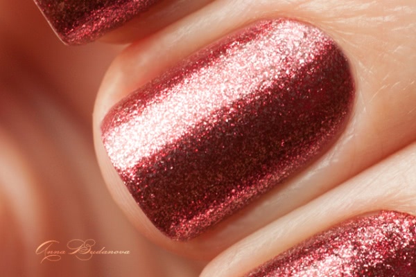 Fennel Russian Secret Sparkling Nail Lacquer №11