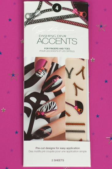 NailLOOK Trends Fashion Week 31352 Denim + наклейки Dashing Diva Accents # Dac004