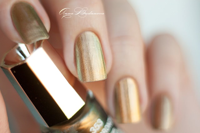 Mavala Nail Color Cream 154 Aquamarine, 180 Candy Floss, 353 Gold Bronze + стемпинг BP-L 001