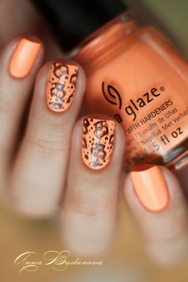 China Glaze Nail Lacquer with herdeners 81318 Sun Of A Peach + стемпинг BP-59