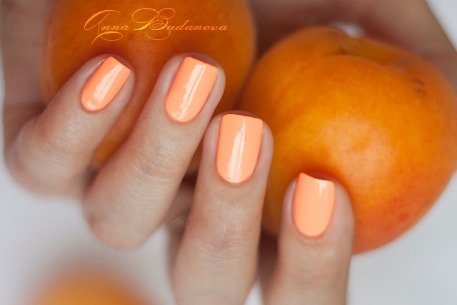 China Glaze Nail Lacquer with herdeners 81318 Sun Of A Peach + стемпинг BP-59
