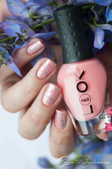NailLOOK 31396 Wild Daisy + стемпинг с диском BP-56