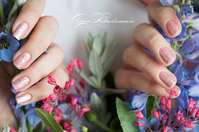 NailLOOK 31396 Wild Daisy + стемпинг с диском BP-56