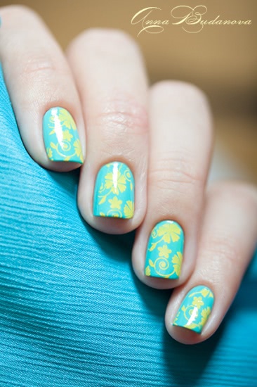 El Corazon Active Bio-gel Color gel polish №243/279 Cream + стемпинг краской El Corazon Kaleidoscope st-05 yellow