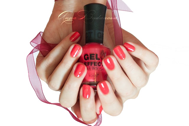 Konad Gel Effect Nail Polish №07 Reddish Pink и переводная фольга GL86