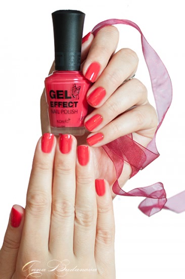 Konad Gel Effect Nail Polish №07 Reddish Pink и переводная фольга GL86