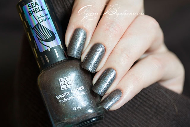 Brigitte Bottier Professional Nails: GF 04, GF 15, SSH 558, PT 322