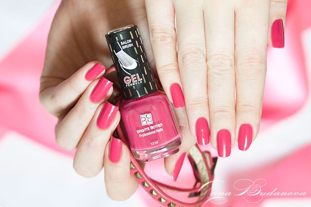 Brigitte Bottier Professional Nails: GF 04, GF 15, SSH 558, PT 322