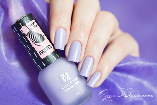 Brigitte Bottier Professional Nails: GF 04, GF 15, SSH 558, PT 322