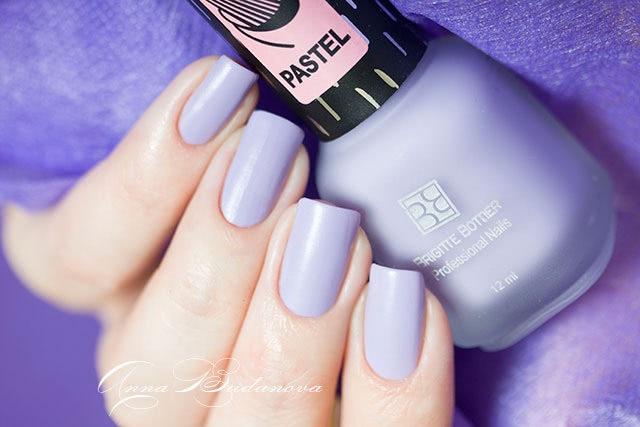 Brigitte Bottier Professional Nails: GF 04, GF 15, SSH 558, PT 322