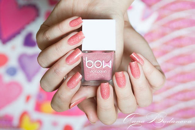 BOW Nail polish Love at War