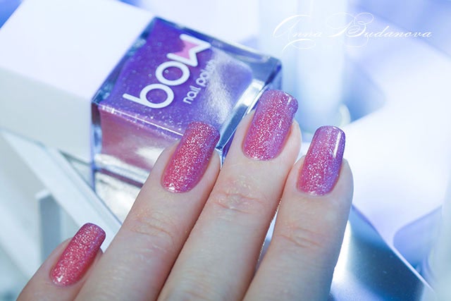 BOW Nail polish Love at War