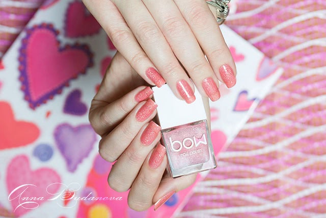 BOW Nail polish Love at War