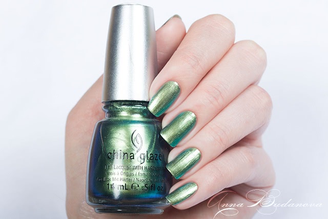 China Glaze Nail Lacquer With Hardeners №81167 Unpredictable