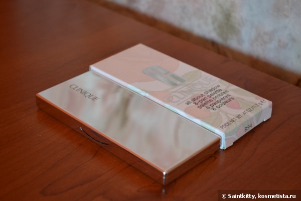 Clinique All About Shadow 8-Pan Palette Wear Everywhere Neutrals