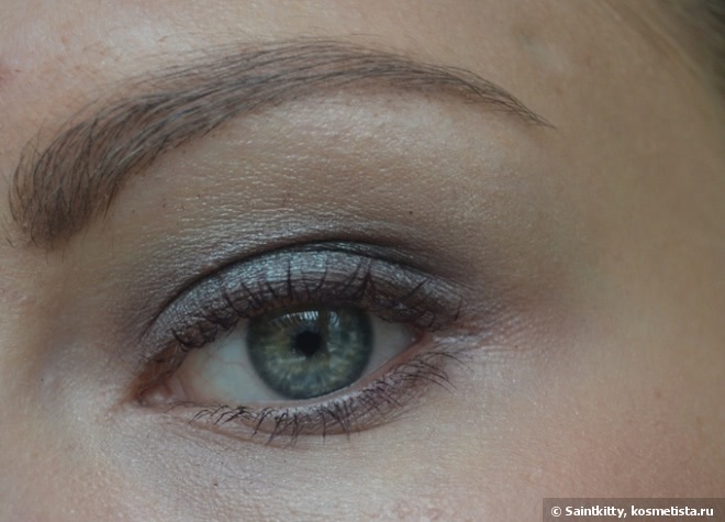 MAC Eye Shadow Club