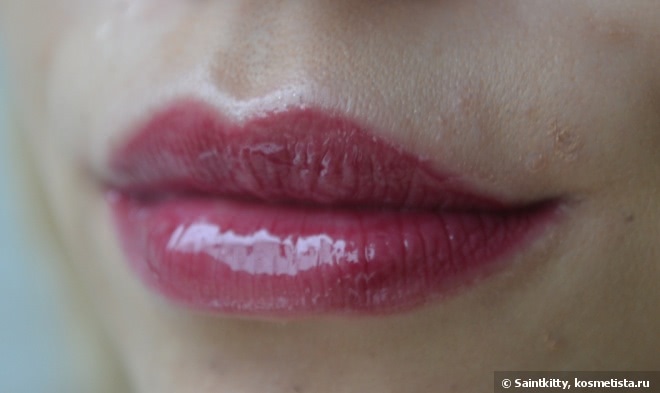 Ягодные блески для губ в моей косметичке: слива Ysl, вишня Chanel и малина Clarins