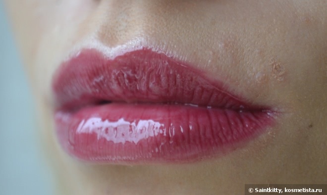 Ягодные блески для губ в моей косметичке: слива Ysl, вишня Chanel и малина Clarins