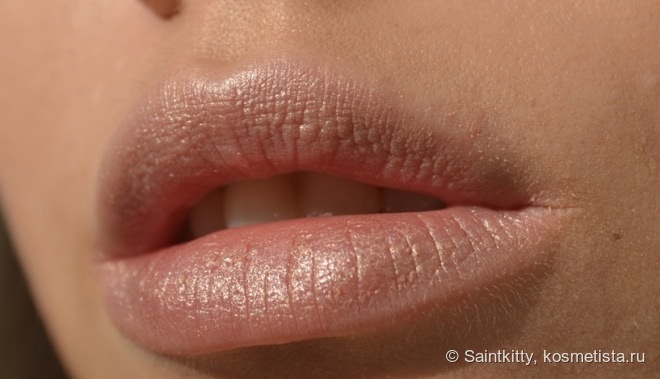 MAC Glaze Lipstick Frou
