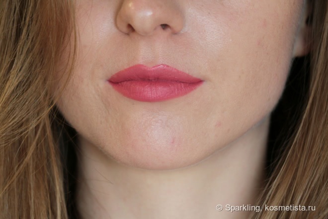 Стойкая, яркая, бюджетная - Увлажняющая помада для губ Cherel Lipstick #531