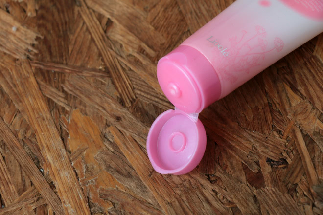 Непростые отношения: пилинг скатка Lioele Aroma Soft Peeling Gel