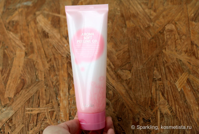 Непростые отношения: пилинг скатка Lioele Aroma Soft Peeling Gel