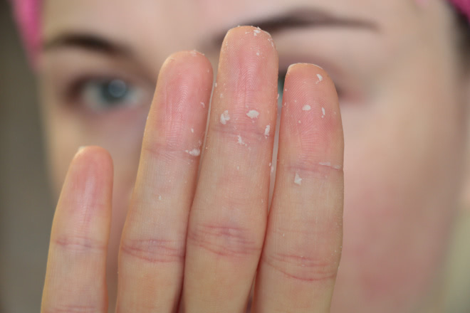 Непростые отношения: пилинг скатка Lioele Aroma Soft Peeling Gel