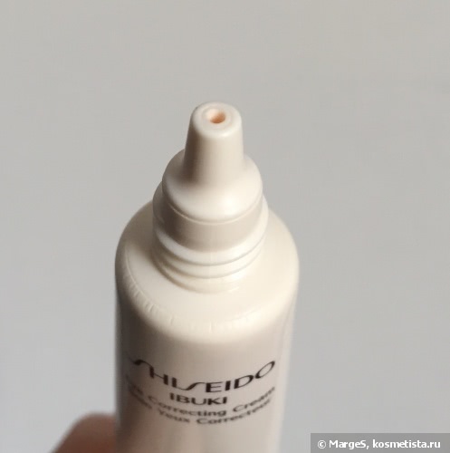 Летний друг Shiseido Ibuki Eye Correcting Cream